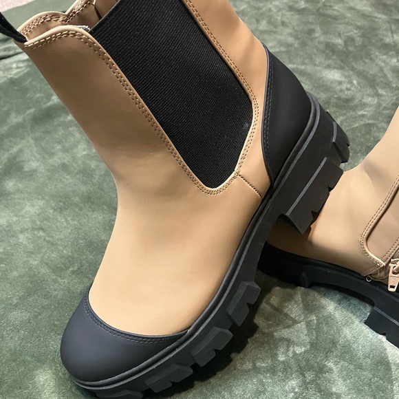 a new day Tan and Black Winter Boots - Picture 3 of 6